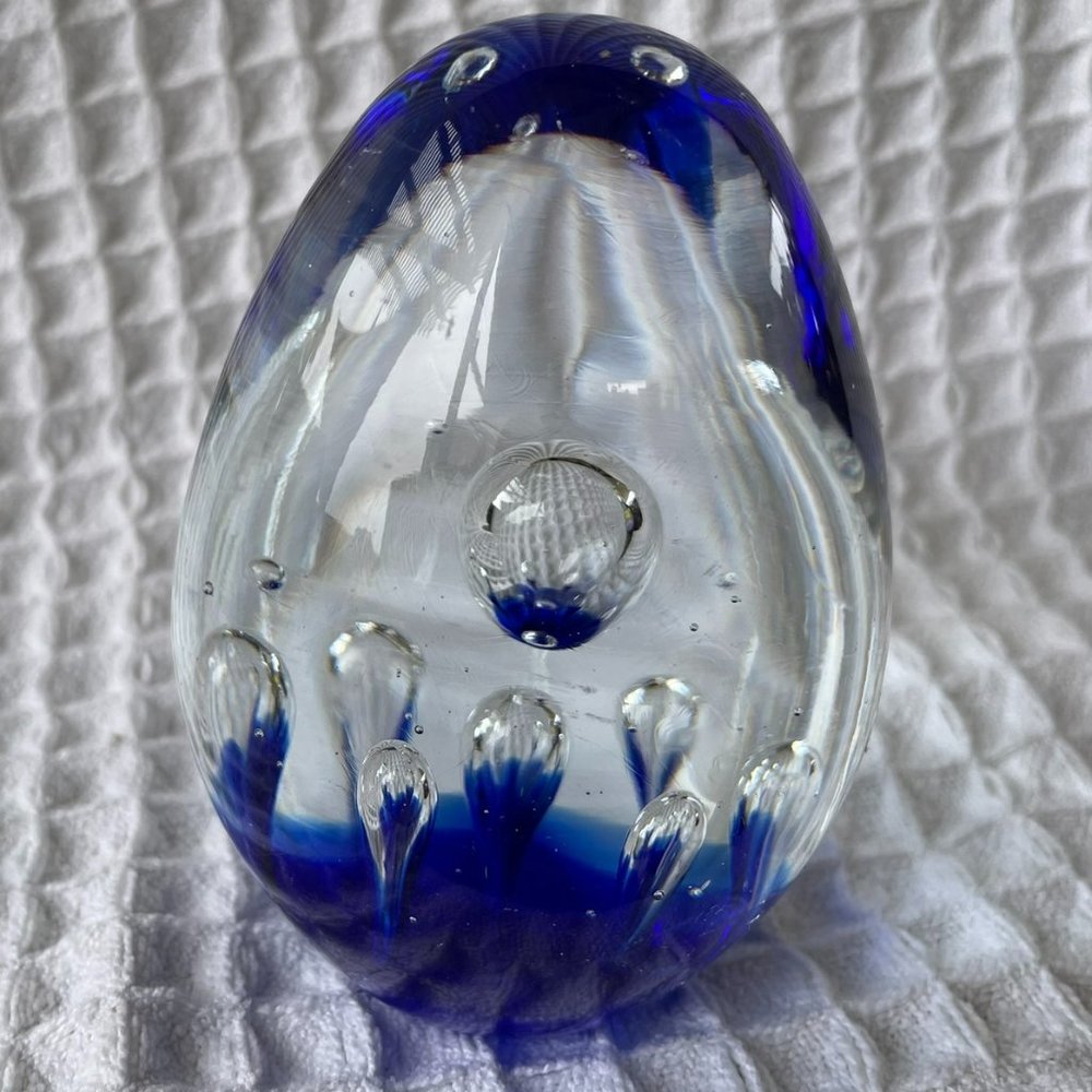 Handblown Egg Glass Art Vintage 4" x 2.5" Blue & Clear Bubbles